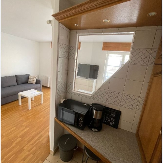  Annonces BOBIGNY : Apartment | CHARENTON-LE-PONT (94220) | 27 m2 | 950 € 