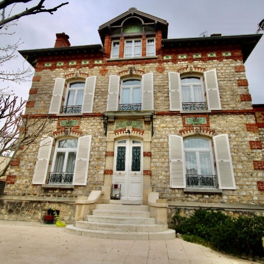  Annonces BOBIGNY : Maison / Villa | MONTMAGNY (95360) | 262 m2 | 832 000 € 