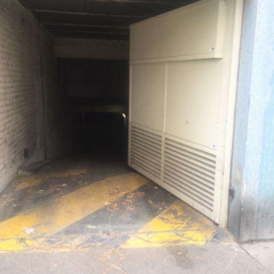  Annonces BOBIGNY : Garage / Parking | PARIS (75015) | 0 m2 | 120 € 