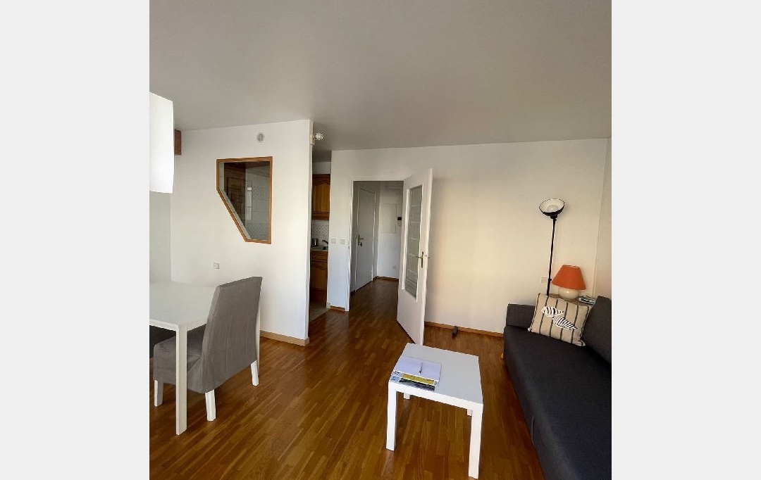 Annonces BOBIGNY : Apartment | CHARENTON-LE-PONT (94220) | 27 m2 | 950 € 