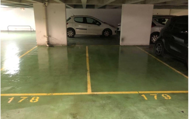  Annonces BOBIGNY Garage / Parking | PARIS (75011) | 12 m2 | 28 000 € 